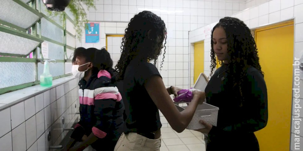 Programa Dignidade Menstrual já atendeu 1,7 milhões de pessoas em maio Programa Dignidade Menstrual já atendeu 1,7 milhões de pessoas em maio