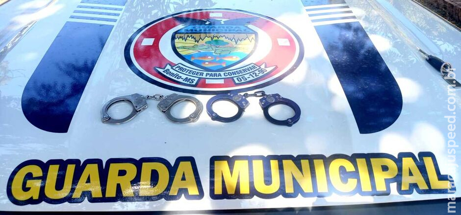 Alterado, homem desacata e ameaça equipe médica e acaba preso em Bonito Alterado, homem desacata e ameaça equipe médica e acaba preso em Bonito