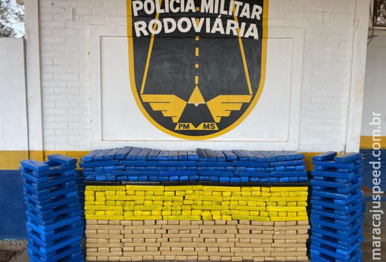 Após perseguição, traficante abandona veículo com 400kg de maconha