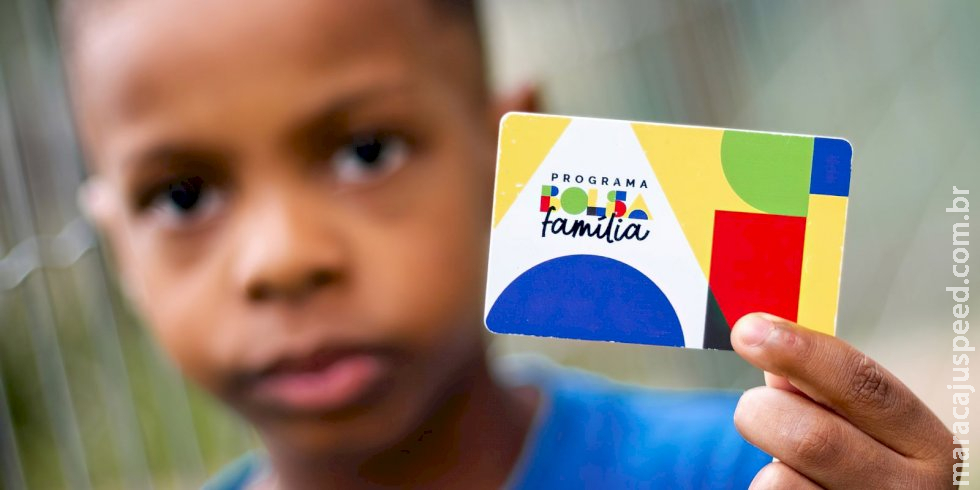Caixa paga Bolsa Família a beneficiários com NIS de final 4 Caixa paga Bolsa Família a beneficiários com NIS de final 4