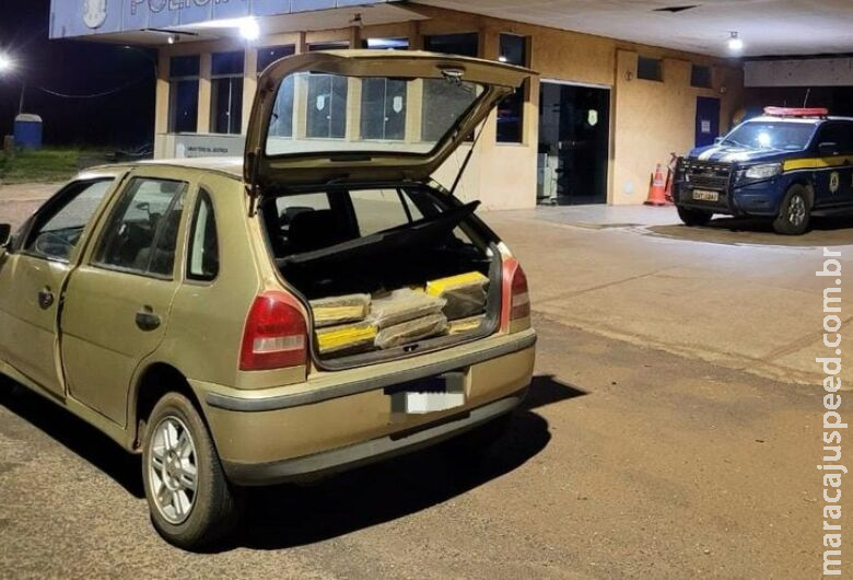 Cheiro denuncia e motorista é preso com mais de 160kg de maconha em veículo Cheiro denuncia e motorista é preso com mais de 160kg de maconha em veículo