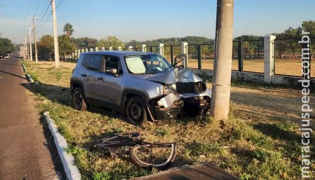 Ciclista e militar da Marinha ficam feridos em acidente entre carro e bicicleta em Corumbá Ciclista e militar da Marinha ficam feridos em acidente entre carro e bicicleta em Corumbá