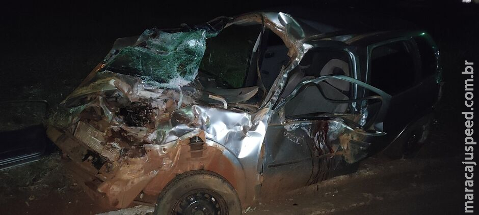 Dois morrem e três ficam feridos em acidente entre carro e ônibus em Fátima do Sul Dois morrem e três ficam feridos em acidente entre carro e ônibus em Fátima do Sul