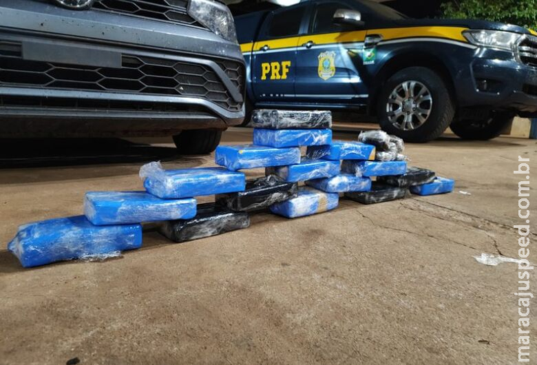 Dois são presos na BR-262 com cocaína que levariam para São Paulo Dois são presos na BR-262 com cocaína que levariam para São Paulo
