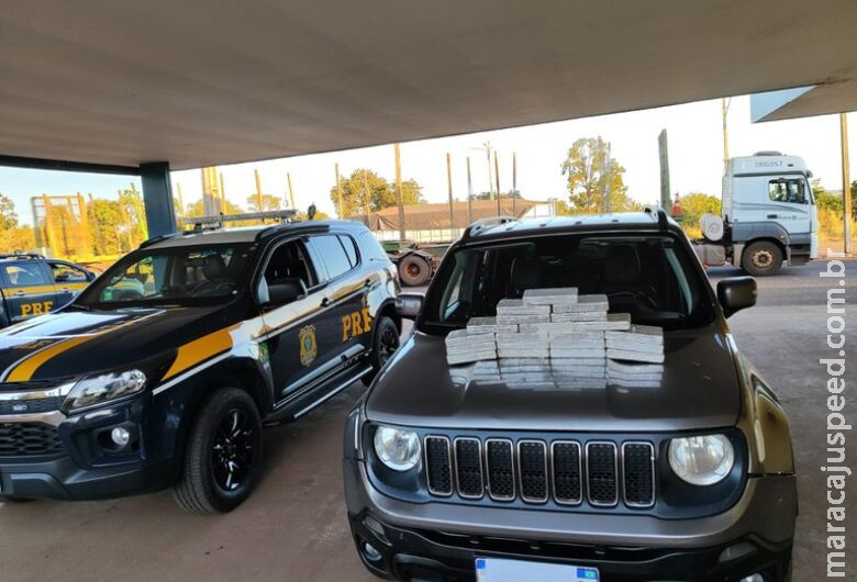 Dupla é presa transportando cocaína em Jeep Dupla é presa transportando cocaína em Jeep