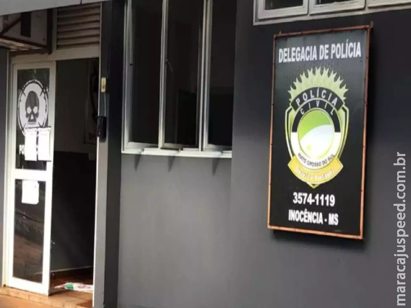 Funcionários de fazenda de MS encontram ossada humana e restos de roupas na mata Funcionários de fazenda de MS encontram ossada humana e restos de roupas na mata