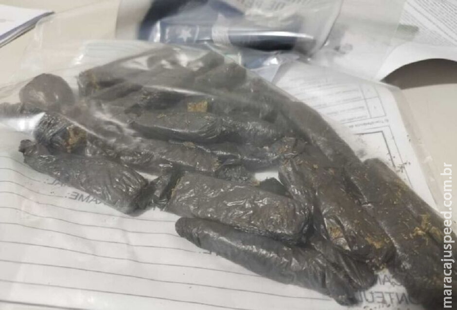 Gestante é presa com drogas em carro na rodovia BR-262, em Corumbá Gestante é presa com drogas em carro na rodovia BR-262, em Corumbá