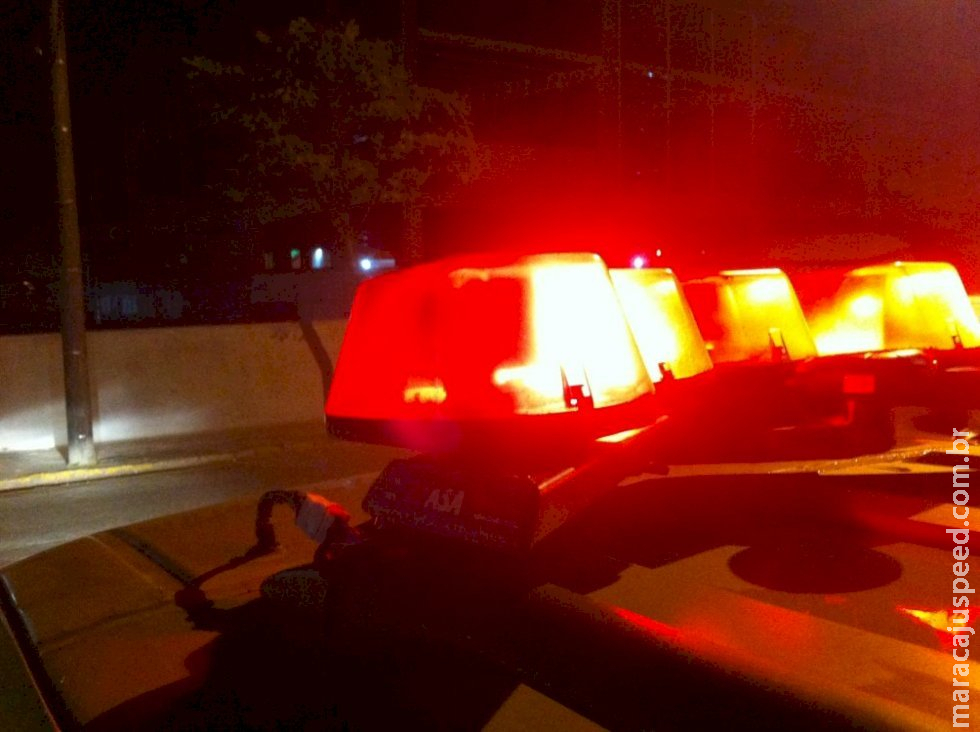 Homem é detido após caminhar nu, em MS Homem é detido após caminhar nu, em MS