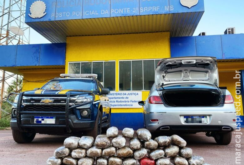 Homem é preso com drogas em veículo na BR-262 Homem é preso com drogas em veículo na BR-262
