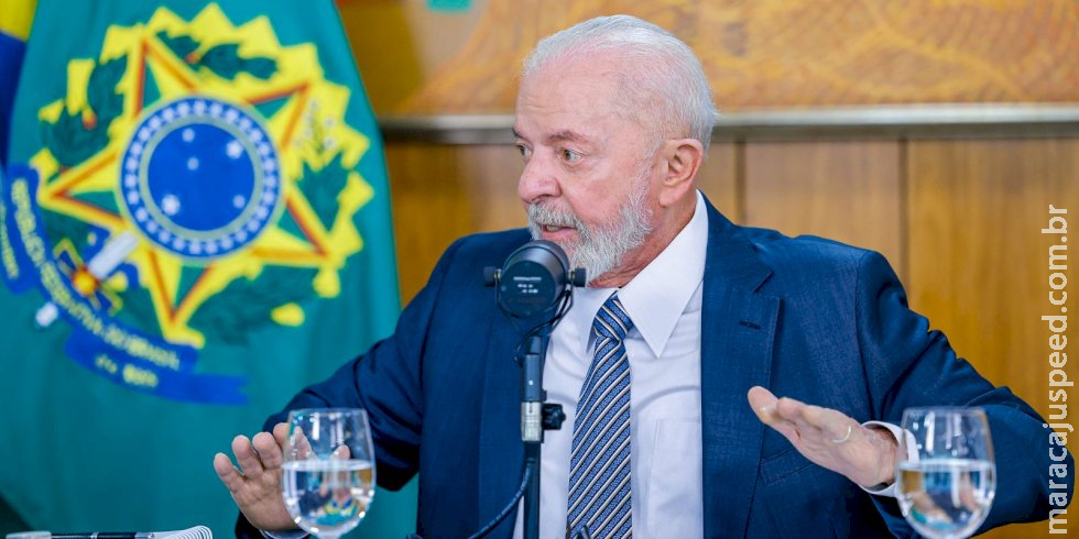 Lula descarta desvinculação de aposentadoria do salário mínimo