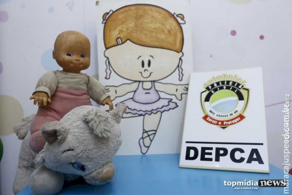 Menina de 11 anos é estuprada pelo primo e padrasto em Caarapó Menina de 11 anos é estuprada pelo primo e padrasto em Caarapó