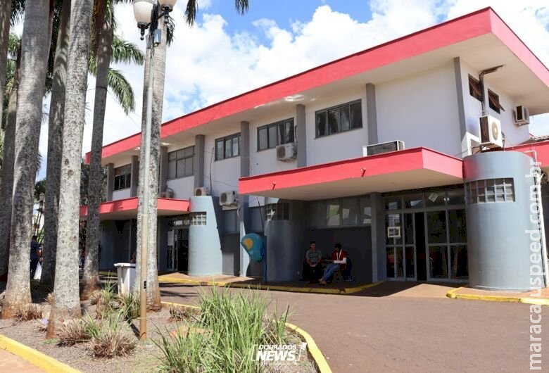 Motociclista de 27 anos morre em hospital após acidente com veículo em Dourados Motociclista de 27 anos morre em hospital após acidente com veículo em Dourados
