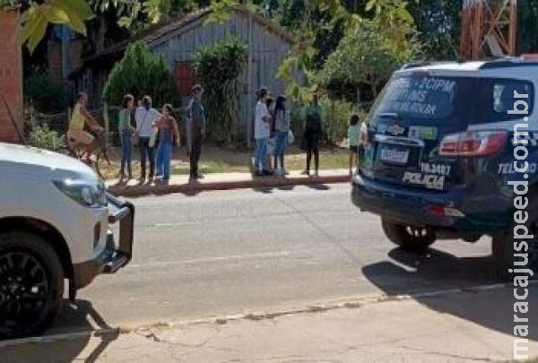 Mulher de Naviraí envolvida em morte de homem em Juti por dívida de R$ 46 é solta com tornozeleira Mulher de Naviraí envolvida em morte de homem em Juti por dívida de R$ 46 é solta com tornozeleira
