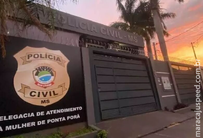 Mulher flagra idoso abusando da filha de apenas dois anos em pensionato Mulher flagra idoso abusando da filha de apenas dois anos em pensionato