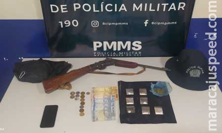 Operação Policial na ZBM resulta em prisão por tráfico e posse ilegal de arma de fogo Operação Policial na ZBM resulta em prisão por tráfico e posse ilegal de arma de fogo