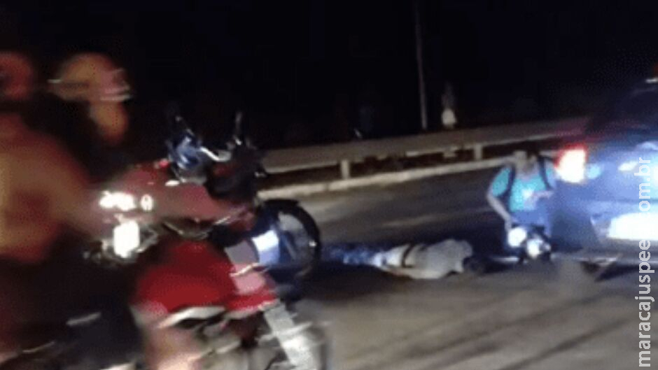 Pedestre é atropelado e sofre fratura no crânio ao atravessar avenida no Bosque do Avilan Pedestre é atropelado e sofre fratura no crânio ao atravessar avenida no Bosque do Avilan