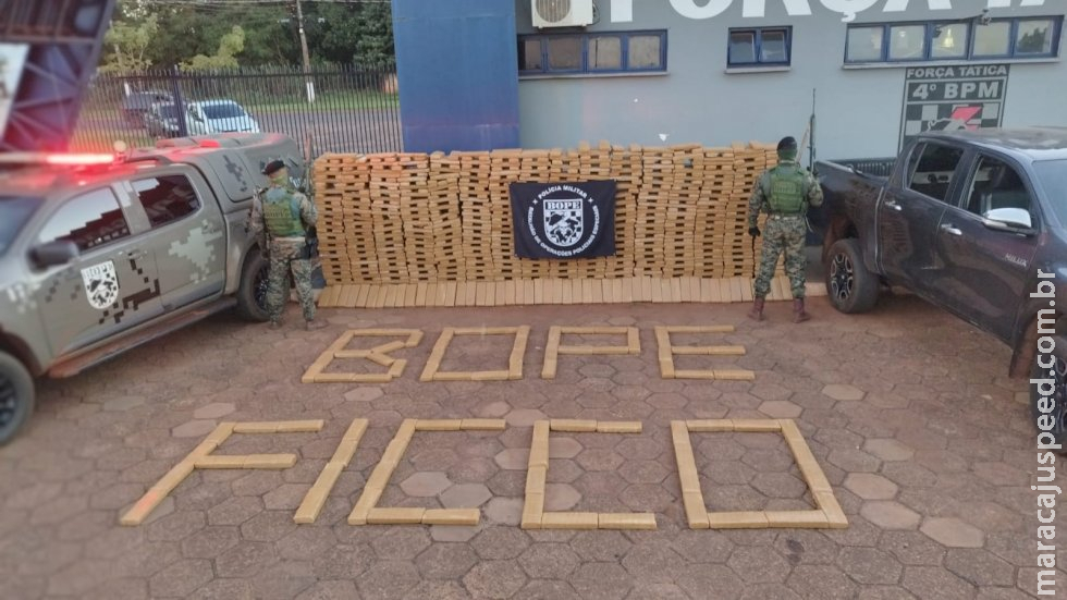 Policia realiza apreensão de mais de 1 tonelada de maconha Policia realiza apreensão de mais de 1 tonelada de maconha