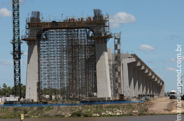 Ponte da Rota Bioceânica está 52% concluída em Porto Murtinho Ponte da Rota Bioceânica está 52% concluída em Porto Murtinho