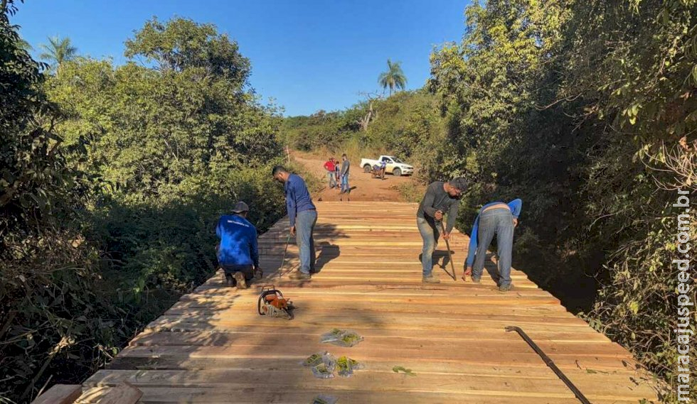 Ponte sobre córrego Ceroula é interditada por 30 dias Ponte sobre córrego Ceroula é interditada por 30 dias