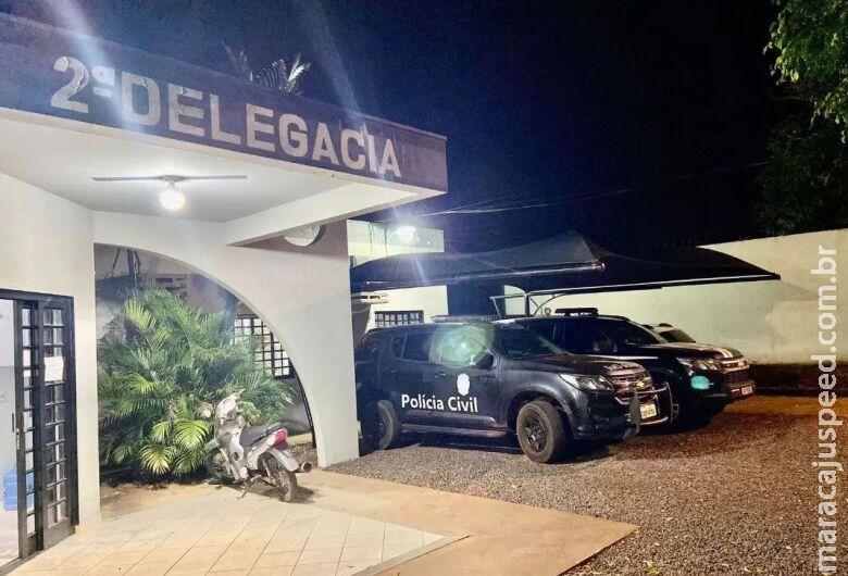 Ponto de comércio de drogas próximo à rodoviária de Ponta Porã é interceptado e um é preso Ponto de comércio de drogas próximo à rodoviária de Ponta Porã é interceptado e um é preso