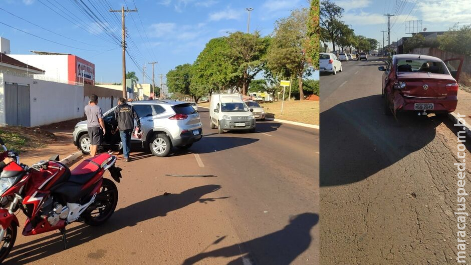 Acidente entre carros deixa motorista ferida na Avenida Gunter Hans Acidente entre carros deixa motorista ferida na Avenida Gunter Hans