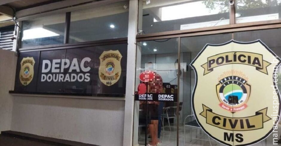 Caminhonete com fardos de drogas é encontrada capotada na MS-162, em Dourados Caminhonete com fardos de drogas é encontrada capotada na MS-162, em Dourados