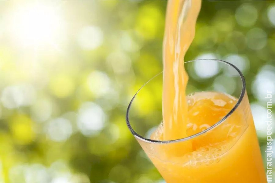 Crianças são envenenadas com suco por desconhecido de mobilete em Campo Grande Crianças são envenenadas com suco por desconhecido de mobilete em Campo Grande