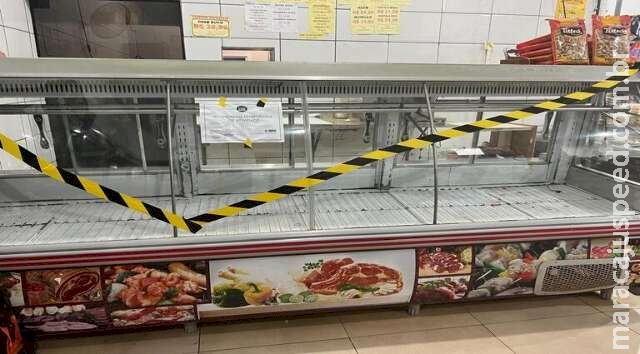 Em Angélica, fiscais fecham açougue irregular e descartam 1,5 tonelada de carne Em Angélica, fiscais fecham açougue irregular e descartam 1,5 tonelada de carne