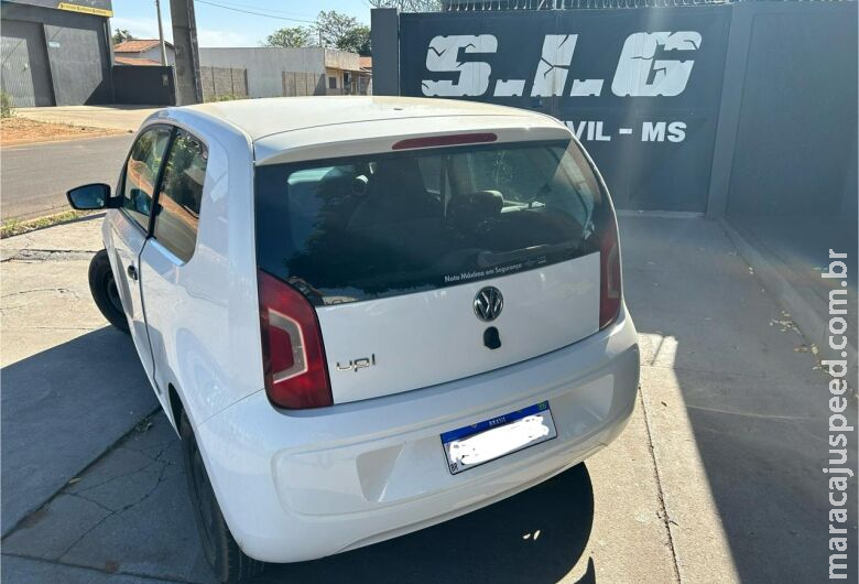 Funcionário é preso por se apossar de carro e celular da empresa que trabalhava Funcionário é preso por se apossar de carro e celular da empresa que trabalhava