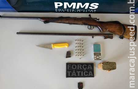 Homem de 25 anos é preso em flagrante pela PM por tráfico e porte de arma de fogo