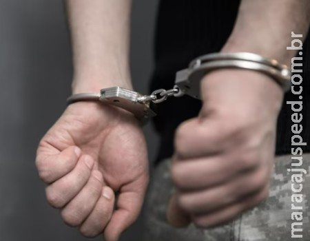 Homem de 26 anos é preso por desacato a Policiais no Bairro São Bento Homem de 26 anos é preso por desacato a Policiais no Bairro São Bento