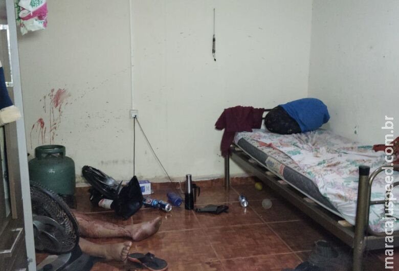 Homem é encontrado assassinado a golpes de faca em Dourados