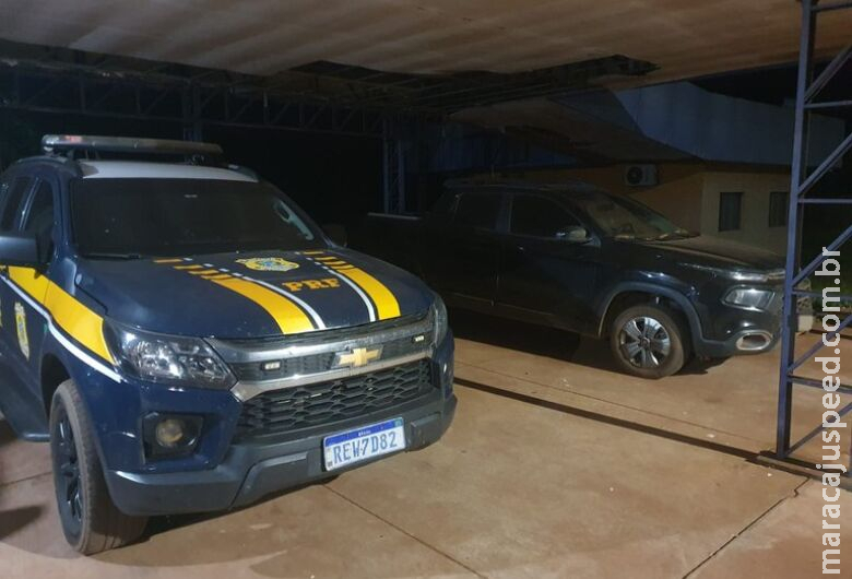Homem é preso em MS com carro furtado no Paraná Homem é preso em MS com carro furtado no Paraná