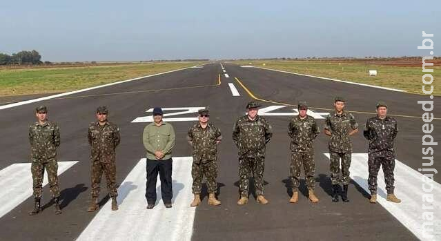 Infraero assume Aeroporto de Dourados e Exército entrega pista ampliada Infraero assume Aeroporto de Dourados e Exército entrega pista ampliada