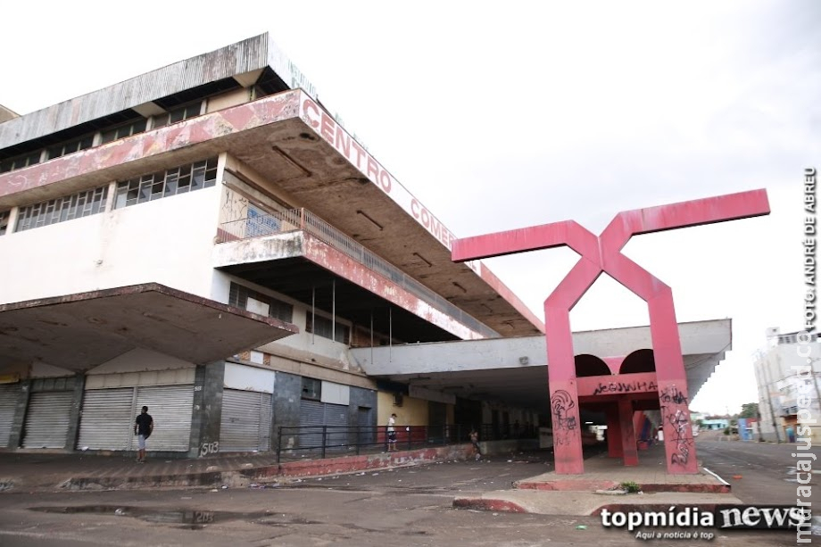 Ladrão é pego roubando fios, foge de morador, mas acaba preso pela polícia no Amambaí