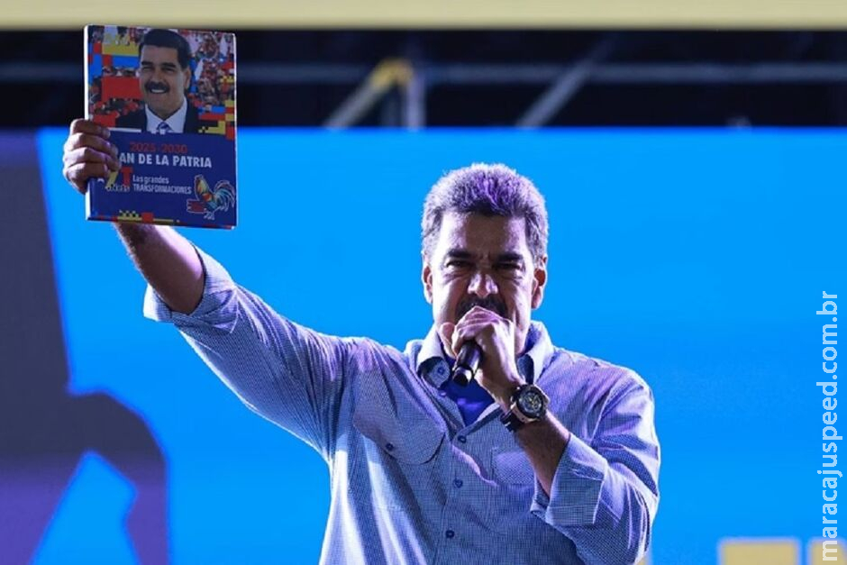 Maduro ordena fechamento de fronteiras antes das eleições na Venezuela Maduro ordena fechamento de fronteiras antes das eleições na Venezuela