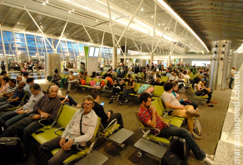 Mais de 8 milhões de passageiros movimentaram os principais aeroportos no mês de maio Mais de 8 milhões de passageiros movimentaram os principais aeroportos no mês de maio