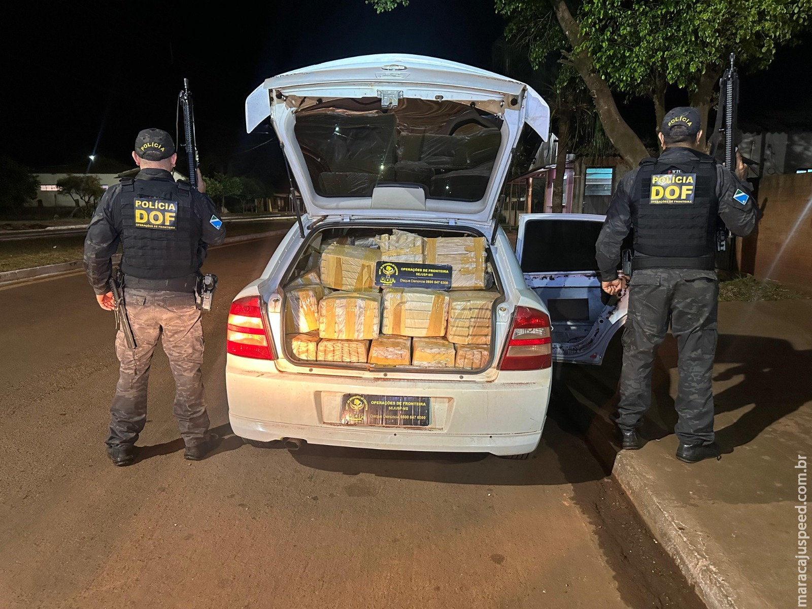 Maracaju: Veículo com mais de 900 quilos de maconha é apreendido pelo DOF Maracaju: Veículo com mais de 900 quilos de maconha é apreendido pelo DOF