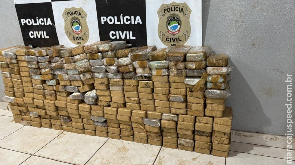 Motorista e contratantes são presos com 248 kg de cocaína escondidos em caminhão de sucatas