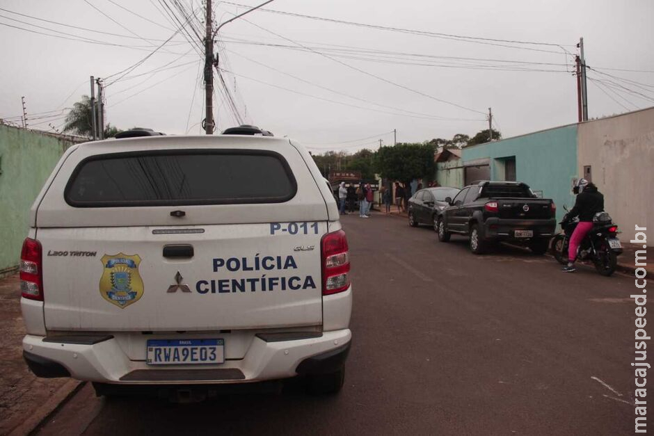 Mulher é encontrada morta em banheiro por amigo no Vila Julieta Mulher é encontrada morta em banheiro por amigo no Vila Julieta