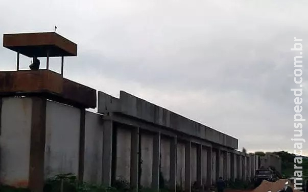 Obra de passarela em presídio de Corumbá tem termo aditivo e chega a custar R$ 6 milhões Obra de passarela em presídio de Corumbá tem termo aditivo e chega a custar R$ 6 milhões