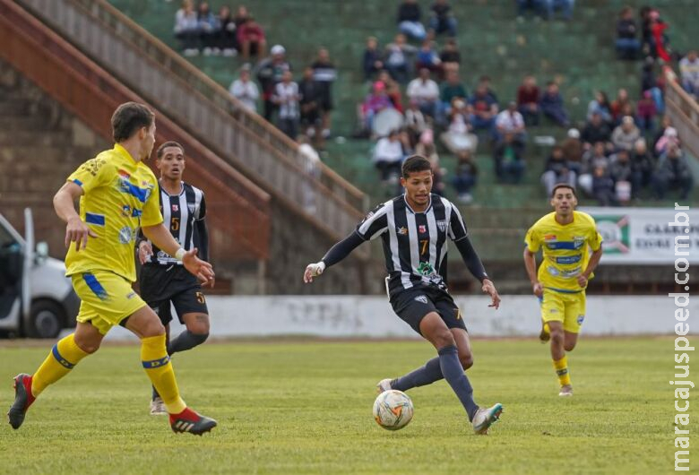 Operário de Caarapó mantém liderança e se aproxima da classificação no Estadual Sub-20 Operário de Caarapó mantém liderança e se aproxima da classificação no Estadual Sub-20