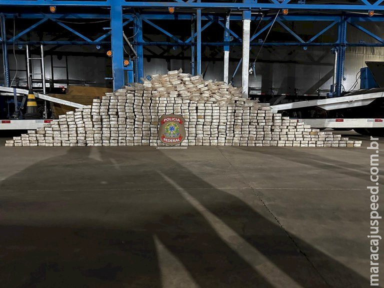 PF apreende mais de 600 kg de cocaína em Brasilândia e prende motorista PF apreende mais de 600 kg de cocaína em Brasilândia e prende motorista