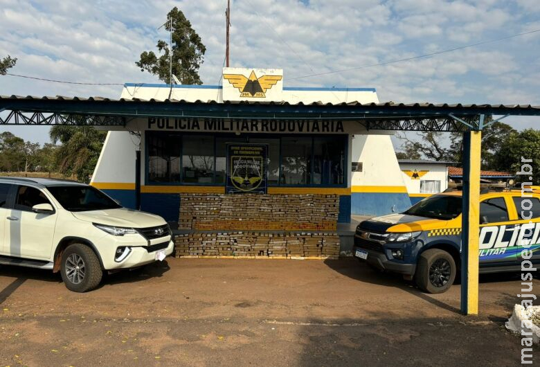 Polícia prende homem que transportava uma tonelada de drogas Polícia prende homem que transportava uma tonelada de drogas