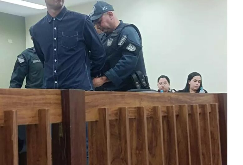 Acusado de incendiar Pâmela é condenado a 30 anos de prisão