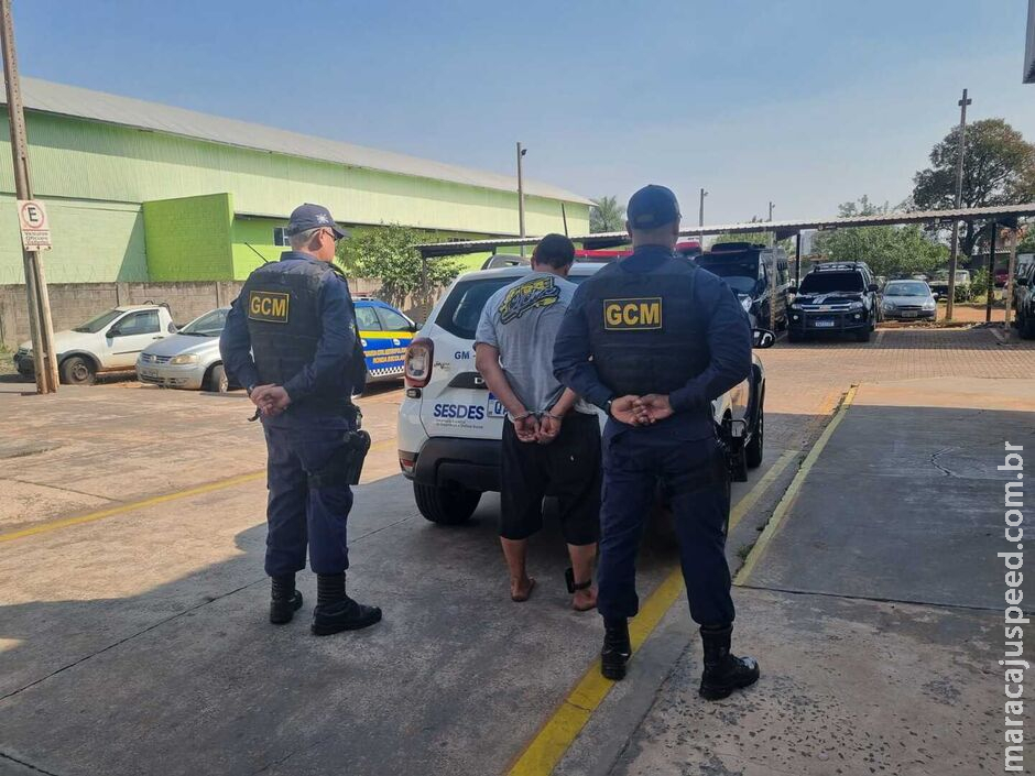 Alegando ser filho de juiz, homem furta produtos de padaria e xinga guardas no Amambai