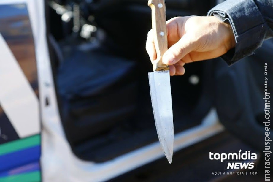 Alterada, mulher ameaça vizinha e acaba detida com faca na Vila Palmira Alterada, mulher ameaça vizinha e acaba detida com faca na Vila Palmira