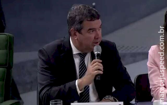 Avançar é uma necessidade do Brasil, diz Riedel sobre terras indígenas Avançar é uma necessidade do Brasil, diz Riedel sobre terras indígenas