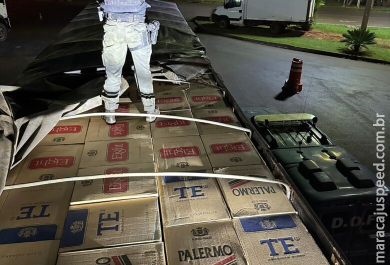 Carreta com mais de R$ 2 milhões em cigarros contrabandeados é apreendida em MS Carreta com mais de R$ 2 milhões em cigarros contrabandeados é apreendida em MS