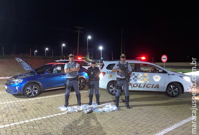 Casal que saiu de MS com maconha, crack e cocaína é preso no interior paulista Casal que saiu de MS com maconha, crack e cocaína é preso no interior paulista